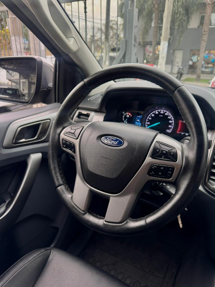 Ford Ranger XLT — foto 13